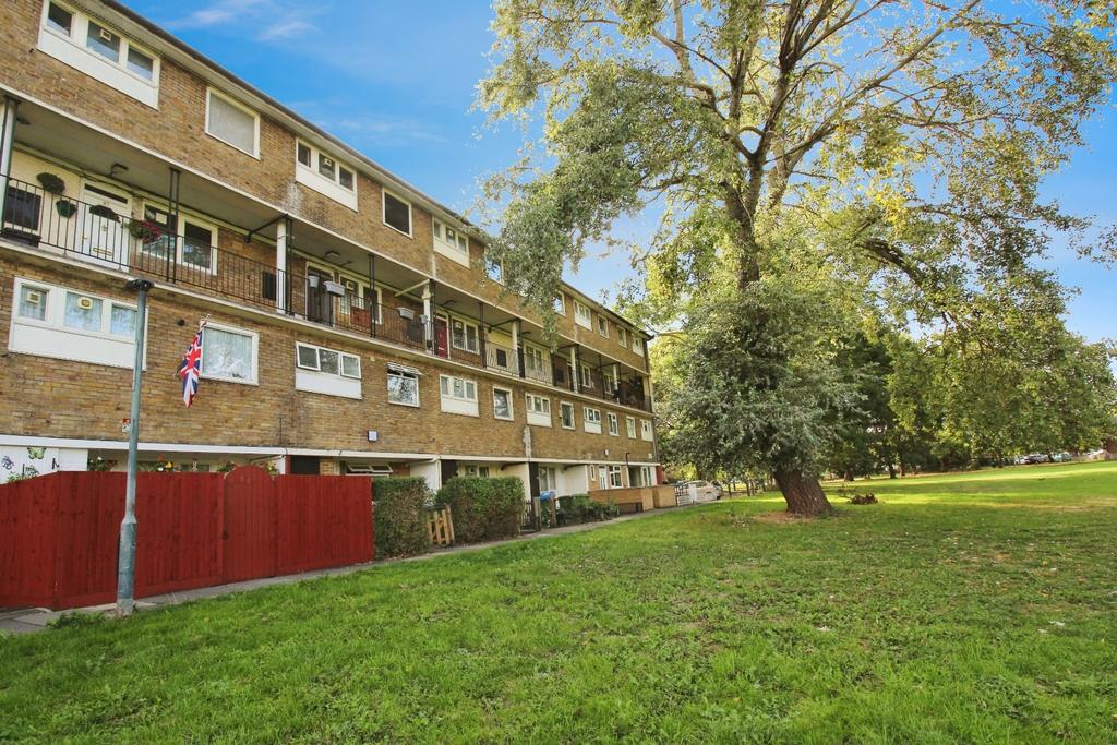 Pbox-front of house-345619.JPG