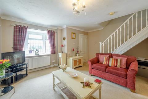 3 bedroom semi-detached house for sale, Surrey Drive, Kingswinford, DY6 8HR