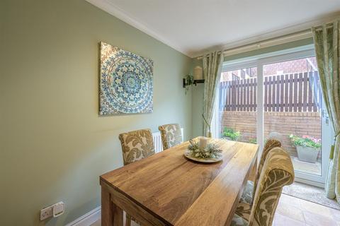 3 bedroom semi-detached house for sale, Surrey Drive, Kingswinford, DY6 8HR
