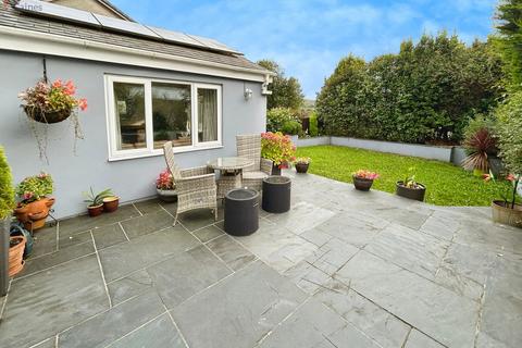 3 bedroom detached house for sale, Penscynor, Cilfrew, Neath, Neath Port Talbot. SA10 8LF