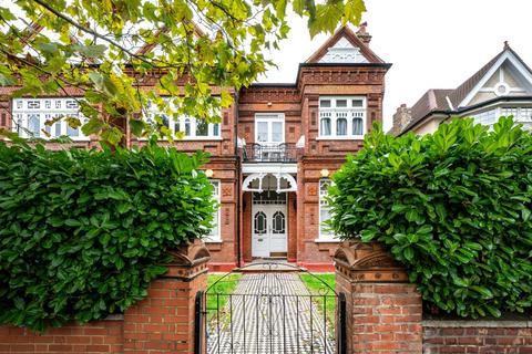 Brondesbury Road