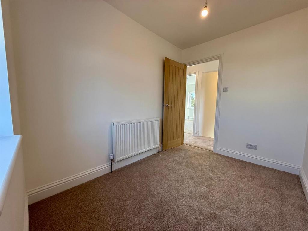 Bedroom 4.jpeg