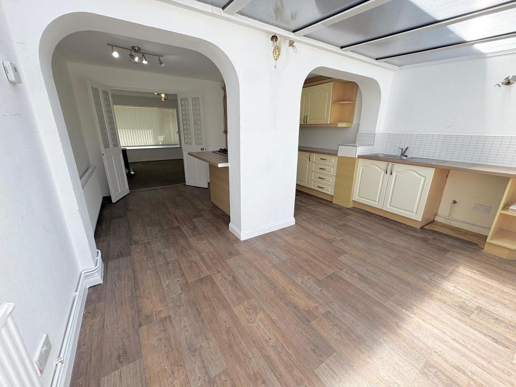 Kitchen area