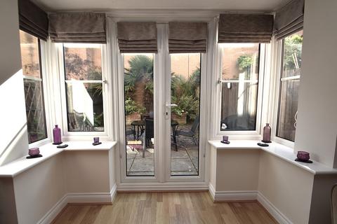 3 bedroom semi-detached house for sale, Oakfields, Tiverton, Devon, EX16