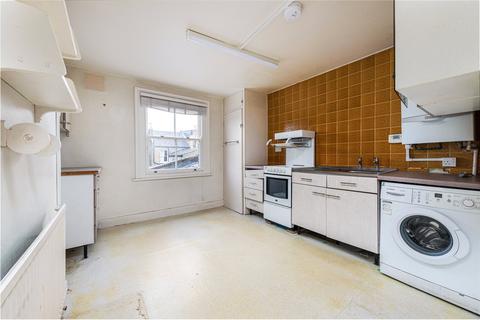 3 bedroom apartment for sale, Cromford Road, London, SW18