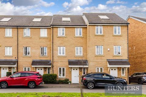 Alpine Close, Epsom
