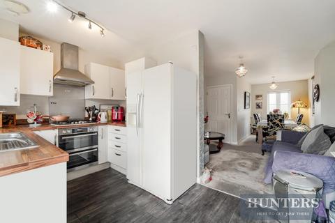 4 bedroom terraced house for sale, Alpine Close, Epsom