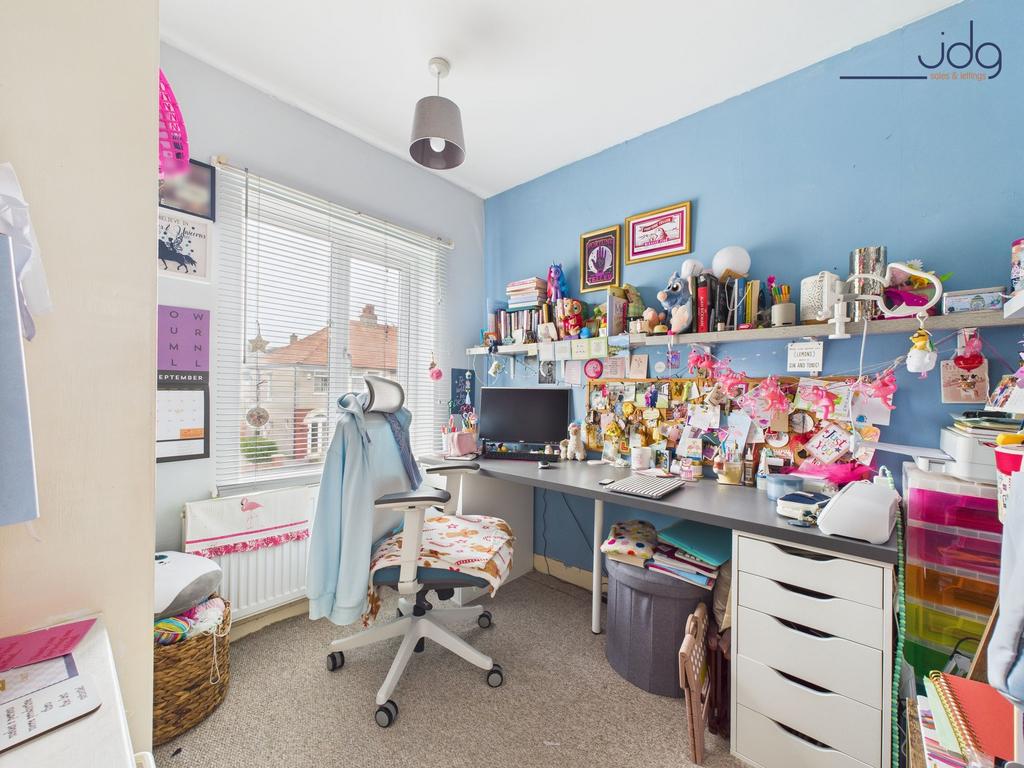 Single Bedroom