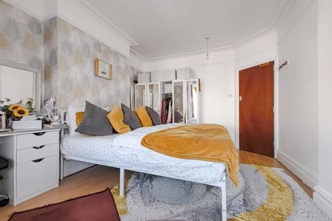 4 bedroom semi-detached house for sale, Nibthwaite Road, Harrow HA1