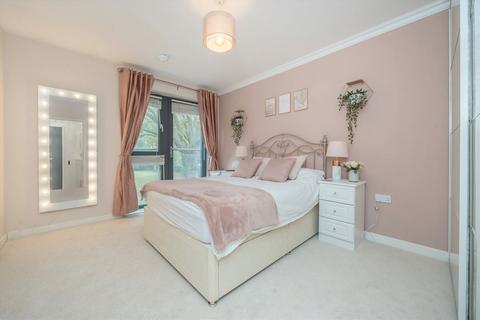 1 bedroom flat for sale, All Saints Road, London W3