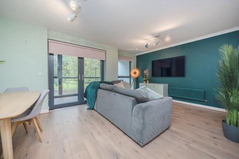 1 bedroom flat for sale, All Saints Road, London W3