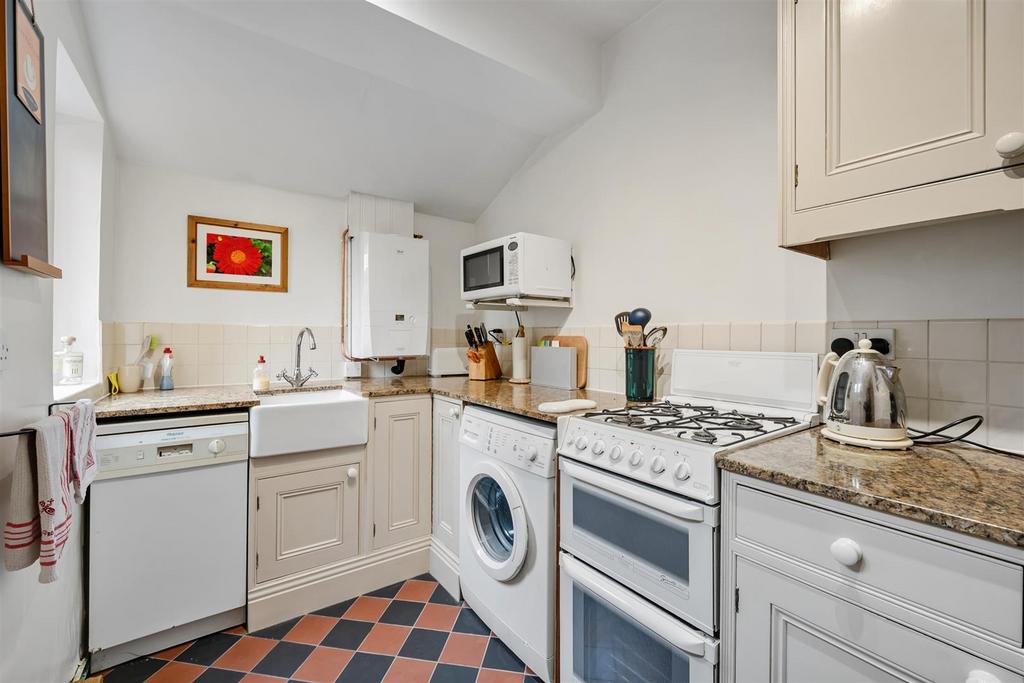 Kitchen .jpg