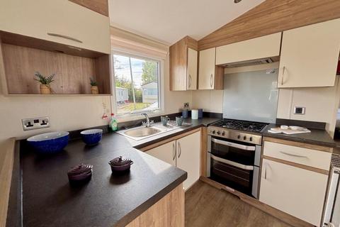 3 bedroom park home for sale, Steeple Bay Holiday Park