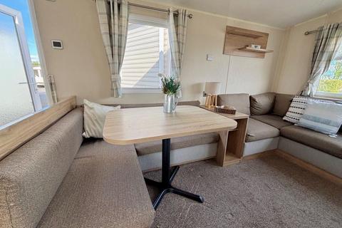 3 bedroom park home for sale, Steeple Bay Holiday Park