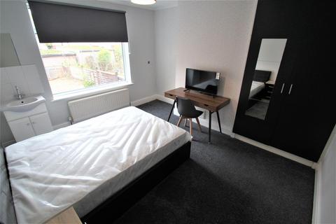 undefined, Estcourt Terrace, Headingley, Leeds, LS6 3EY