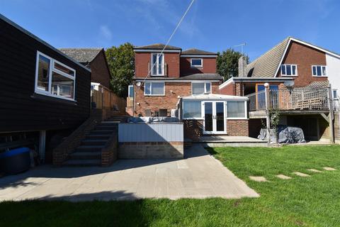 undefined, Pine Avenue, Hastings