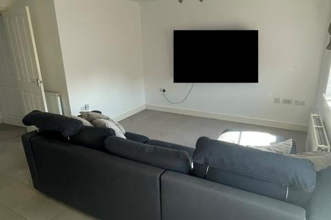 undefined, at Lansbury Road, Newton Leys, Milton Keynes MK3