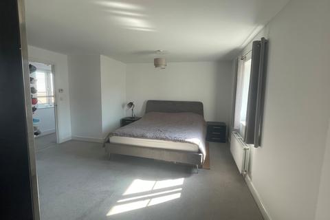 undefined, at Lansbury Road, Newton Leys, Milton Keynes MK3