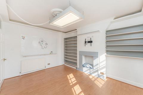 2 bedroom flat for sale, Naval Row, Canary Wharf E14