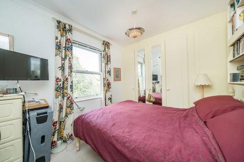 undefined, Fairfield Place, Kingston Upon Thames KT1
