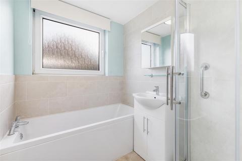 undefined, Winston Gardens, Boston