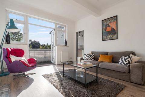 3 bedroom maisonette for sale, Lyndale Avenue, London NW2