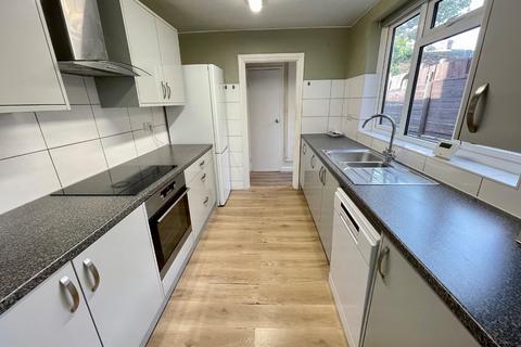 undefined, Cambridge Street, Luton, Bedfordshire, LU1 3QU