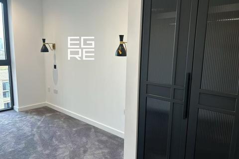 1 bedroom apartment to rent, Vaughan Way, London E1W