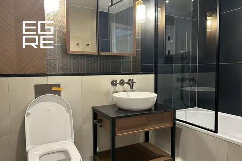 1 bedroom apartment to rent, Vaughan Way, London E1W