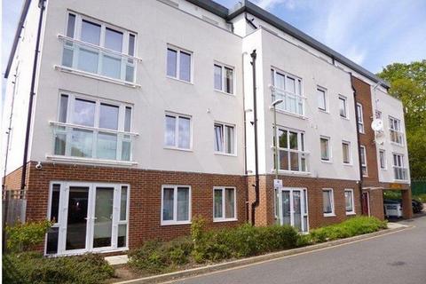 Queen Marys Avenue, Watford, WD18