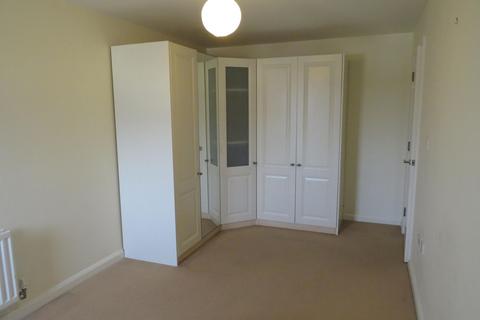 2 bedroom flat for sale, Queen Marys Avenue, Watford, WD18