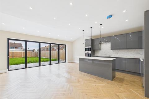 4 bedroom detached house for sale, Kenpas Highway, Coventry CV3