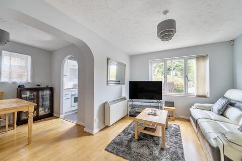 2 bedroom apartment for sale, St. Peters Close, Mill End, Rickmansworth