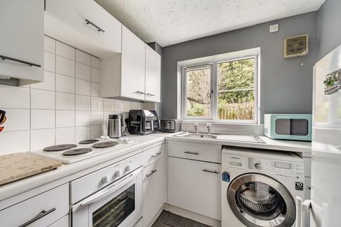 2 bedroom apartment for sale, St. Peters Close, Mill End, Rickmansworth