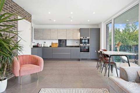 3 bedroom apartment for sale, 18 Remus Road, Bow E3