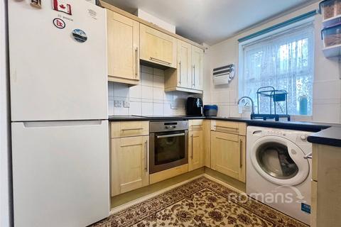 2 bedroom apartment for sale, Bell Chase, Aldershot, Hampshire