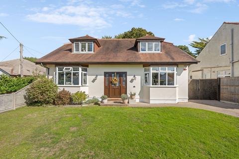 4 bedroom detached house for sale, Stour Way, Christchurch BH23