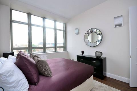 2 bedroom apartment to rent, City Road, London EC1V