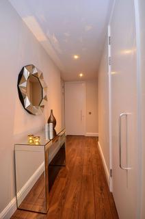 2 bedroom apartment to rent, City Road, London EC1V