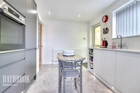 10 Barnwell Crescent, Wombwell, Barnsley, S73 8EB