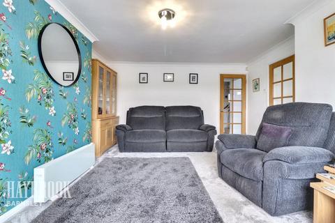 10 Barnwell Crescent, Wombwell, Barnsley, S73 8EB