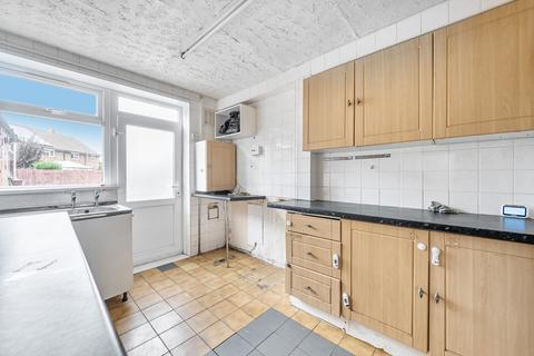 undefined, Avon Crescent, Gloucester GL3