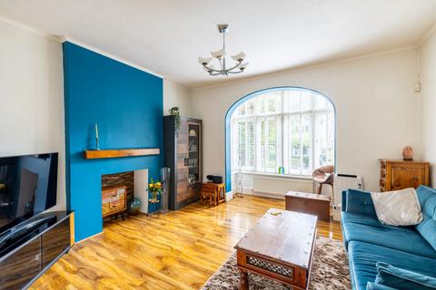 3 bedroom flat for sale, Blenheim Crescent, South Croydon, CR2