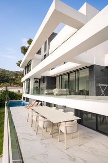 8 bedroom house, Villa In Pinares de San Antón, Málaga