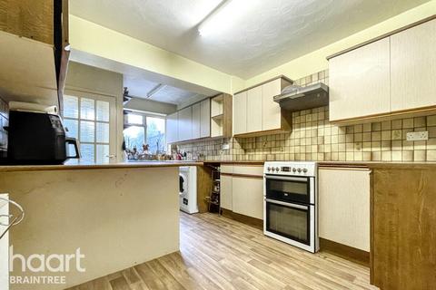 undefined, Church End, Panfield