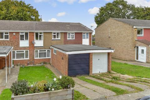 3 bedroom terraced house for sale, Hamwick Green, Chatham ME5