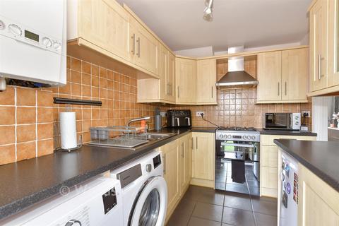 3 bedroom terraced house for sale, Hamwick Green, Chatham ME5