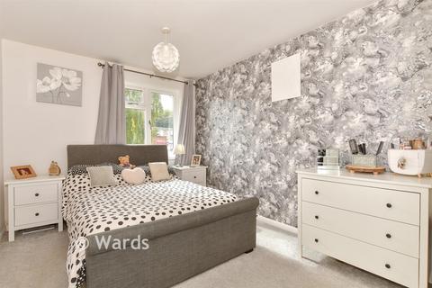 3 bedroom terraced house for sale, Hamwick Green, Chatham ME5