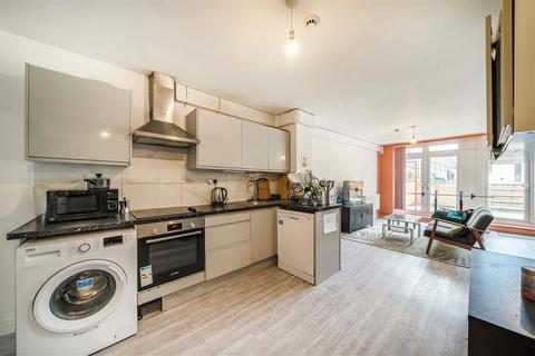 undefined, Alpha Road, London SE14