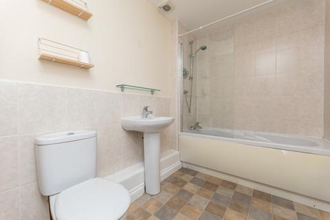 2 bedroom terraced house for sale, The Acorns, Gilberdyke, HU15